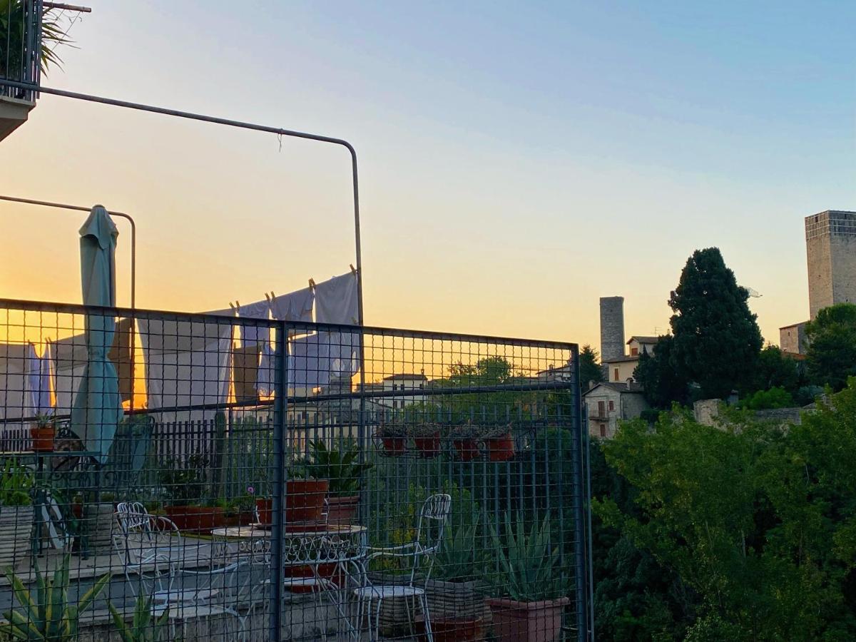 Mini Appartamento "Il Nido Del Picchio" Ascoli Piceno Bagian luar foto