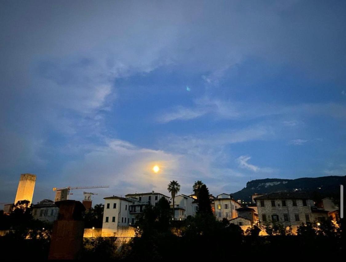 Mini Appartamento "Il Nido Del Picchio" Ascoli Piceno Bagian luar foto